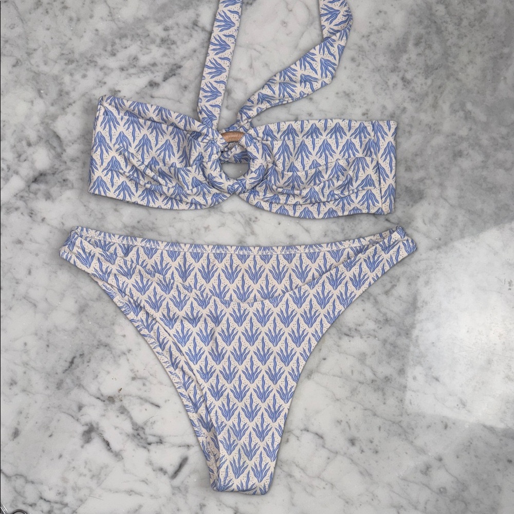 Classic Bandeau Halter Bikini Set in Light Blue and Cream